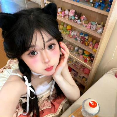 白色,红色与...